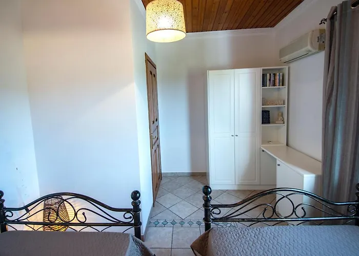 Liapades House Gardeládes