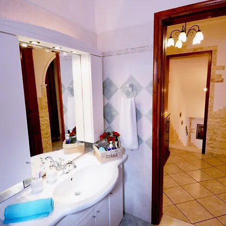Tatil Evi Liapades House Gardeládes