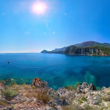Liapades House Tatil Evi *