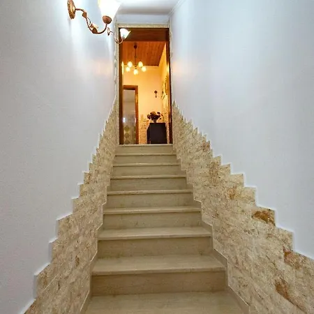Liapades House *